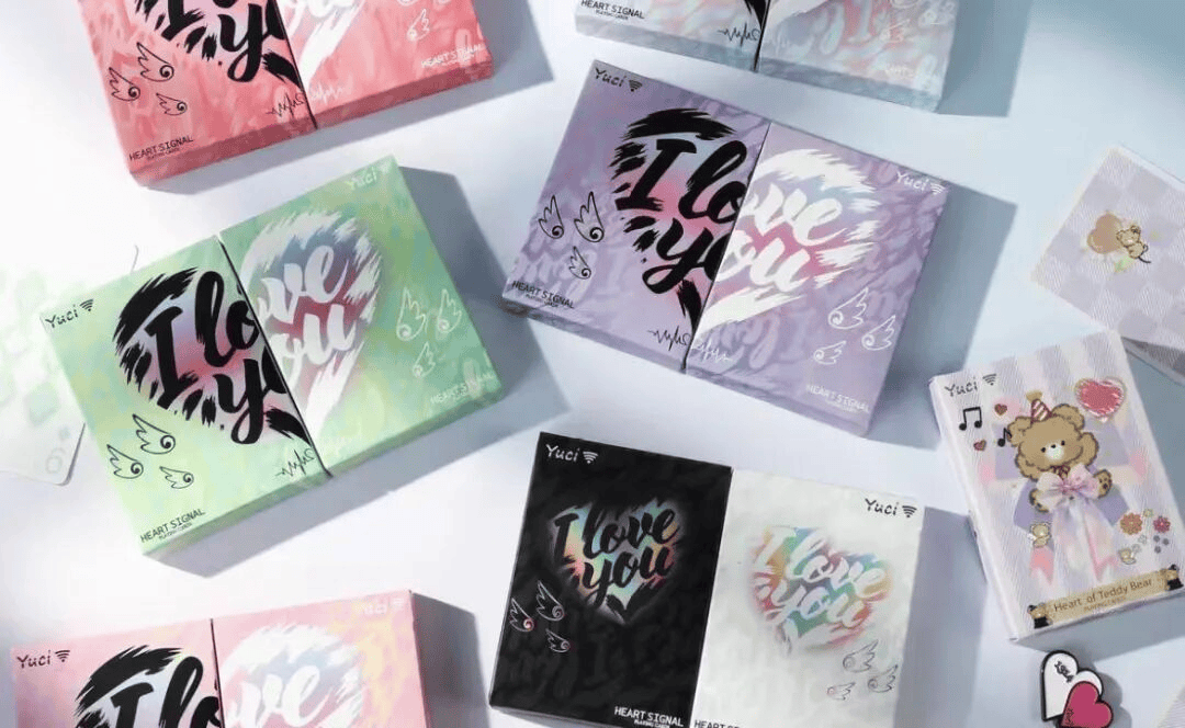 分享与交流「扑克牌翻飞的浪漫与秩序」AG真人娱乐扑克牌艺术展览 花切魔术(图4) 分享与交流「扑克牌翻飞的浪漫与秩序」AG真人娱乐扑克牌艺术展览 花切魔术(图4)